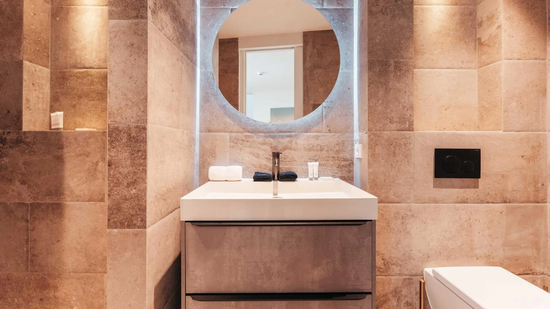 דירה וילמסטאד One Mambo Beach Residences By Bocobay Curacao